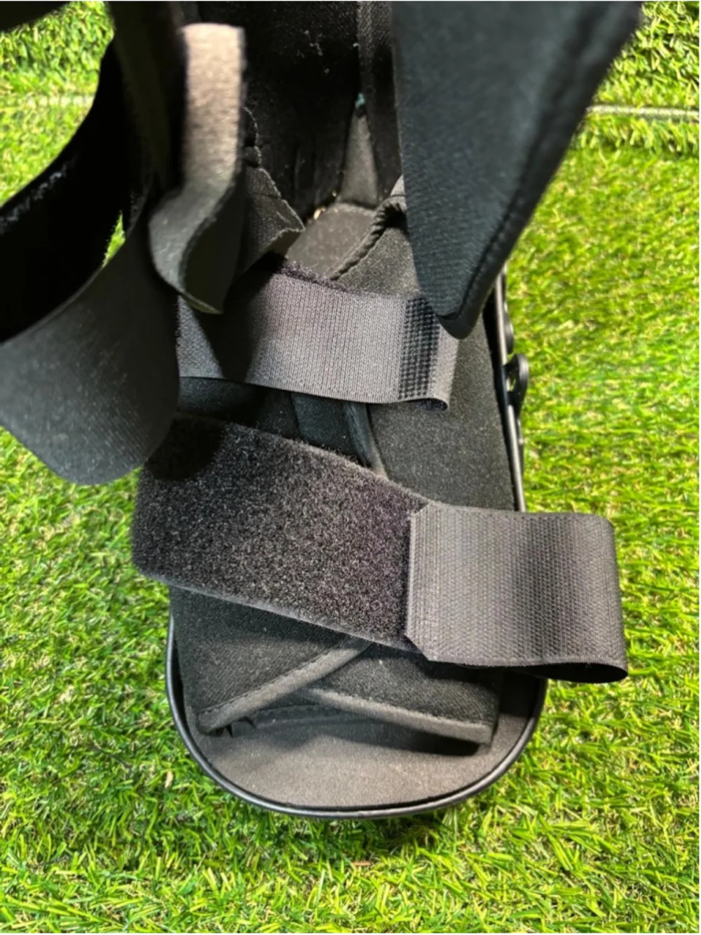 Medline Unisex Medical Walking Boot Brace Large Black #1042